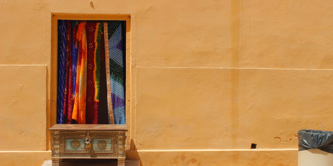 Storie di tessitura, computer, filature, cultura. (*)